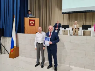 Более 30 медикам и 12 коллективам учреждений здравоохранения Нижегородской области вручили  награды за профессиональные достижения